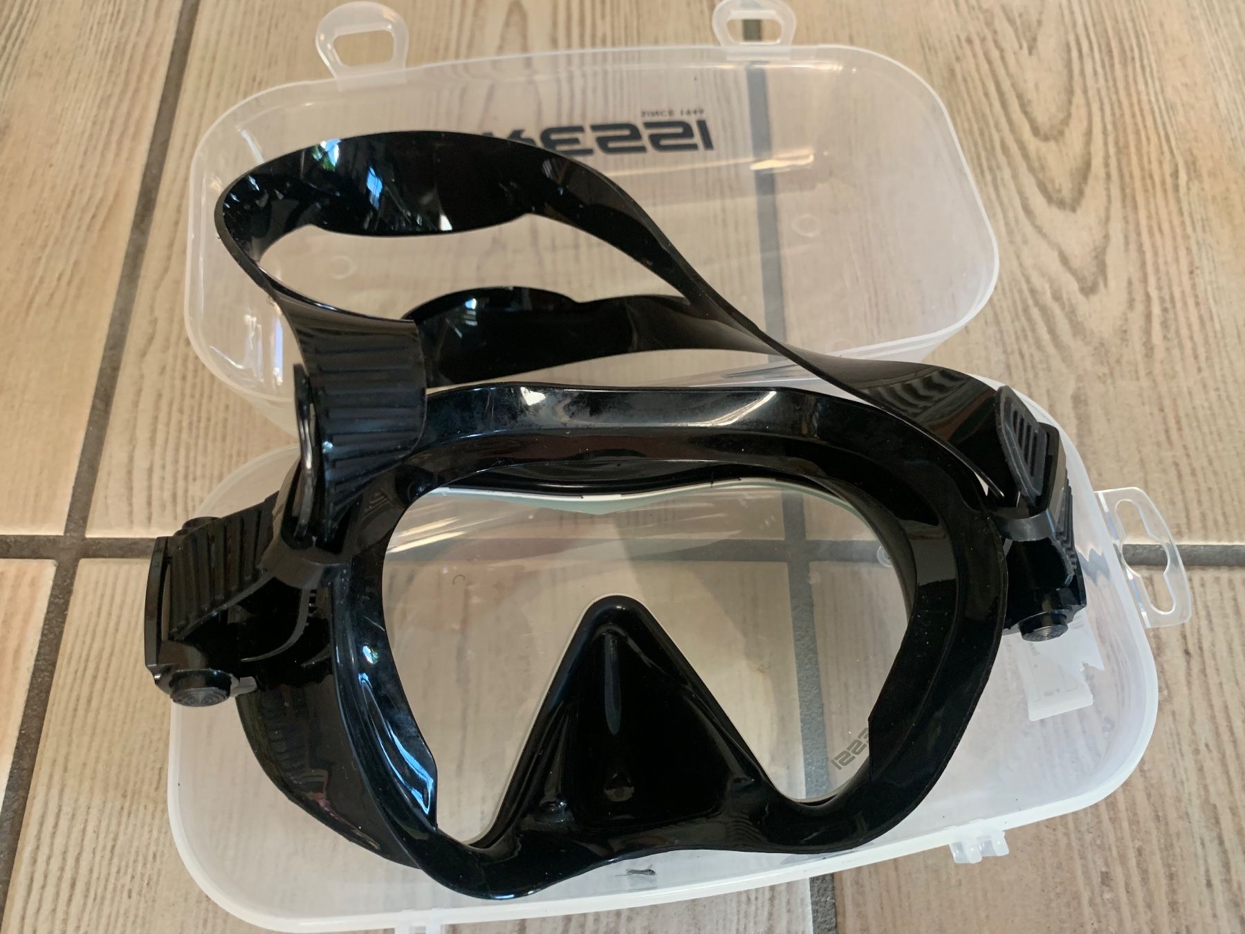 Maschere: Vendo maschera Cressi per sub o snorkeling – Usato da Locarno venduto da milamerker 2