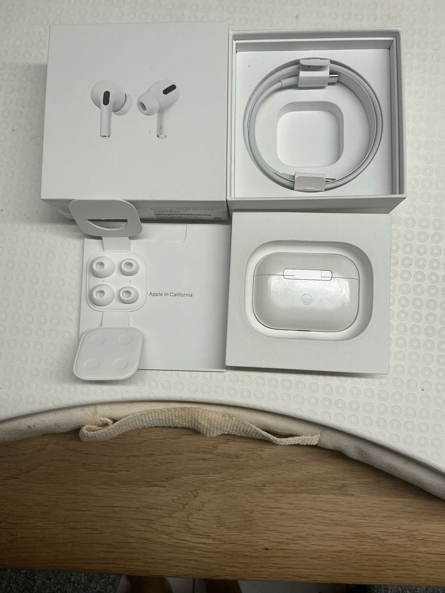 Apple Casques audio: Apple AirPods Pro 1. Generation – D'occasion à Schinznach-Bad par keili