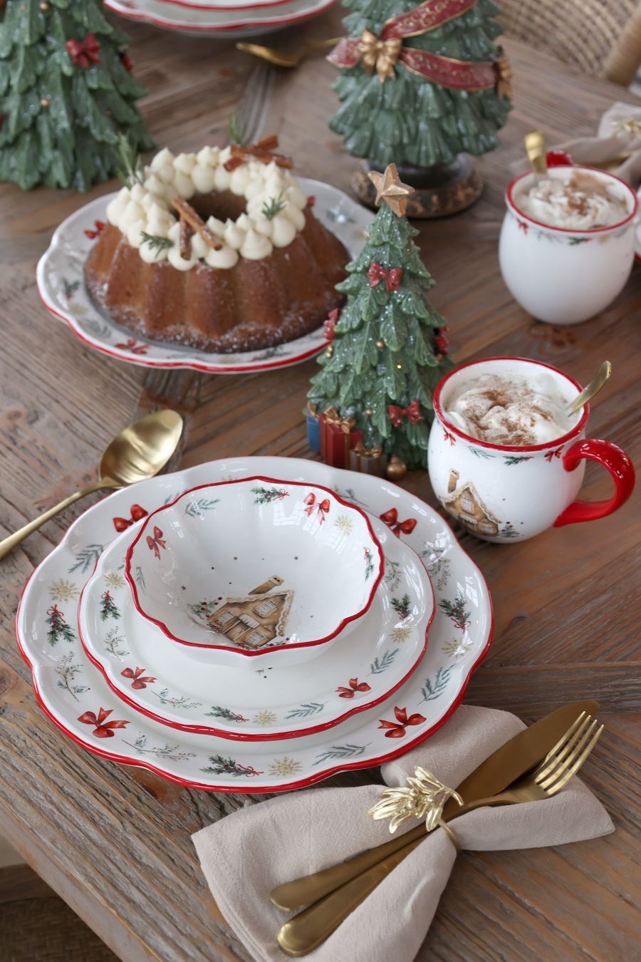 Tazze: Chic Antique Tasse "Chalet de Noël" – Nuovo e nell'imballaggio originale da Innertkirchen venduto da Glatthard-Interior 2