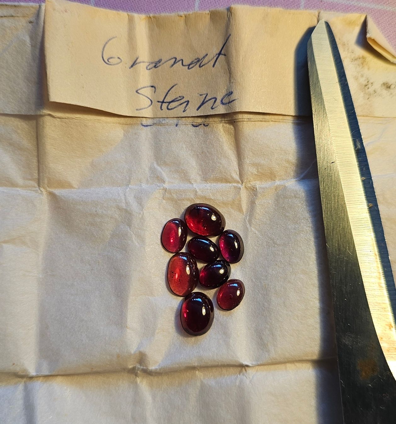 Pietre preziose: 8 Granat Cabochon Steine – Usato da Ostermundigen venduto da Secundo_Hand