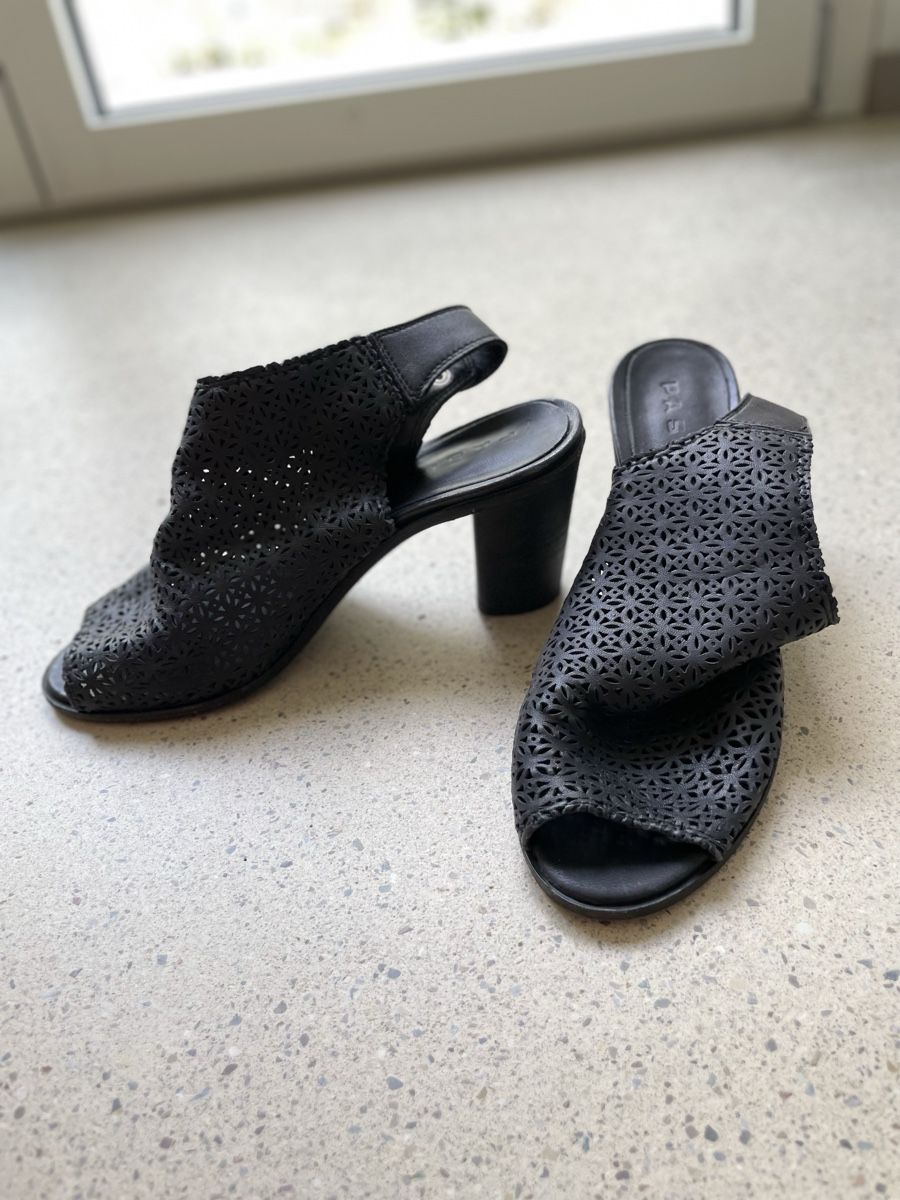 Scarpe da donna: Pasito Sandaletten Gr.41 – Usato da Zürich venduto da Mary233 1