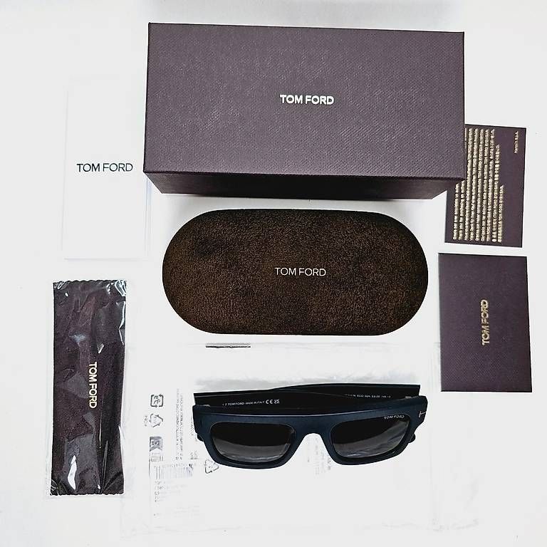 Lunettes & Verres: Lunettes de soleil - Tom Ford – D'occasion à St-Prex par marcelo_swiss 1