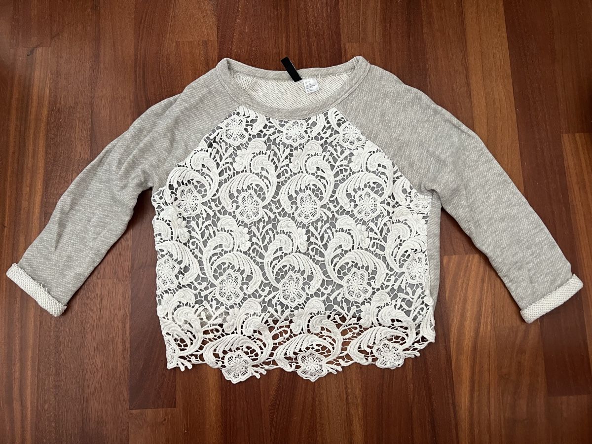 H&M Maglioni & Felpe: Wunderschöner Pullover / Sweatshirt – Usato da Basel venduto da shirley_gold