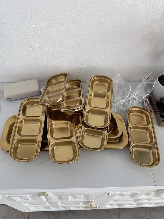 Servierplatten: servierset gold – Gebraucht aus Adligenswil von balboa5 1