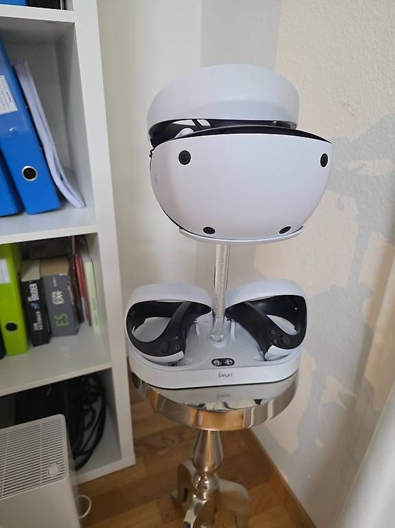 Sony Casco VR: VR2 für die PS5 mit Ladestation – Usato da Wallisellen venduto da fle_ms2k