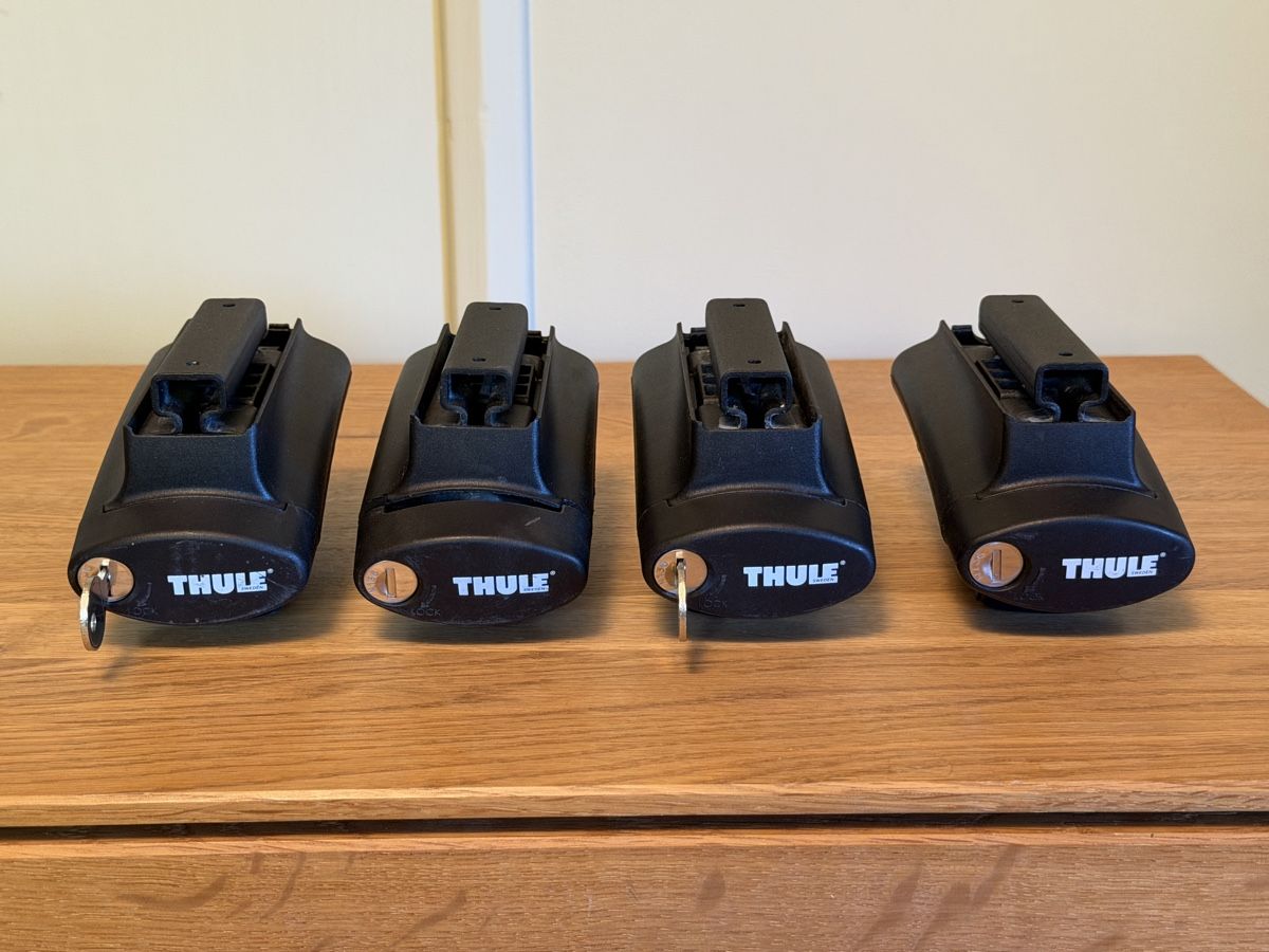 Thule Portapacchi: Thule Rapid System 775 universeller Lastenträgerfuss – Usato da Stettlen venduto da canyonF4