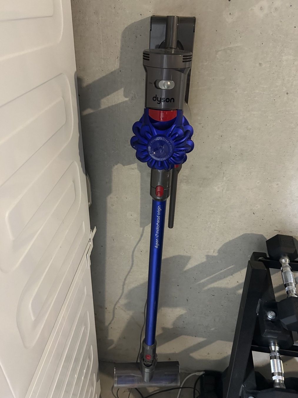 Dyson Aspirapolveri & Accessori: 2x Dyson V7 Motorhead Origin Staubsauger, Service notwendig – Usato da Burgdorf venduto da RSchweizer80 2