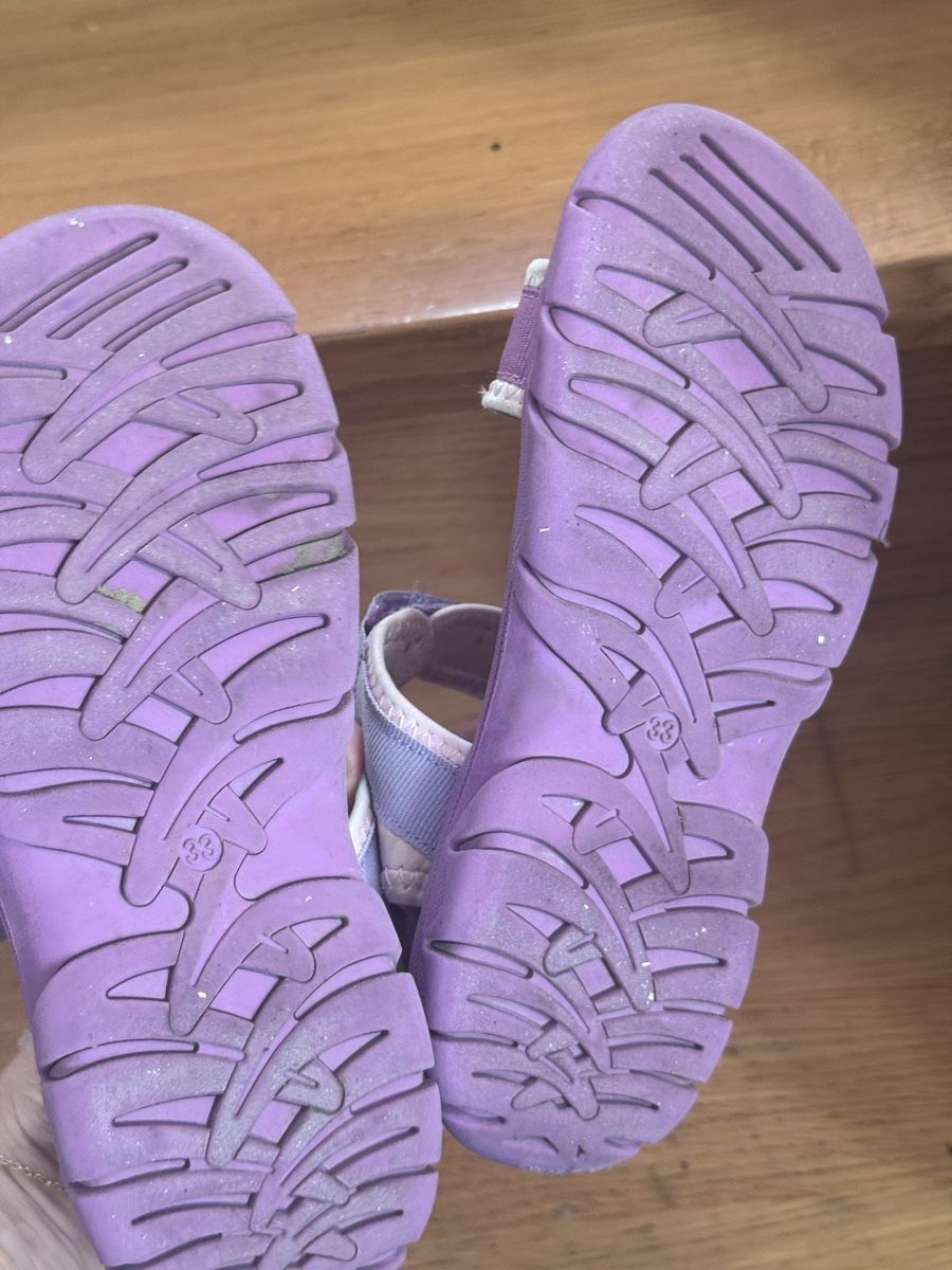 Chaussures filles: Mädchen Sandalen Gr. 33 – D'occasion à Wädenswil par dorodi 2