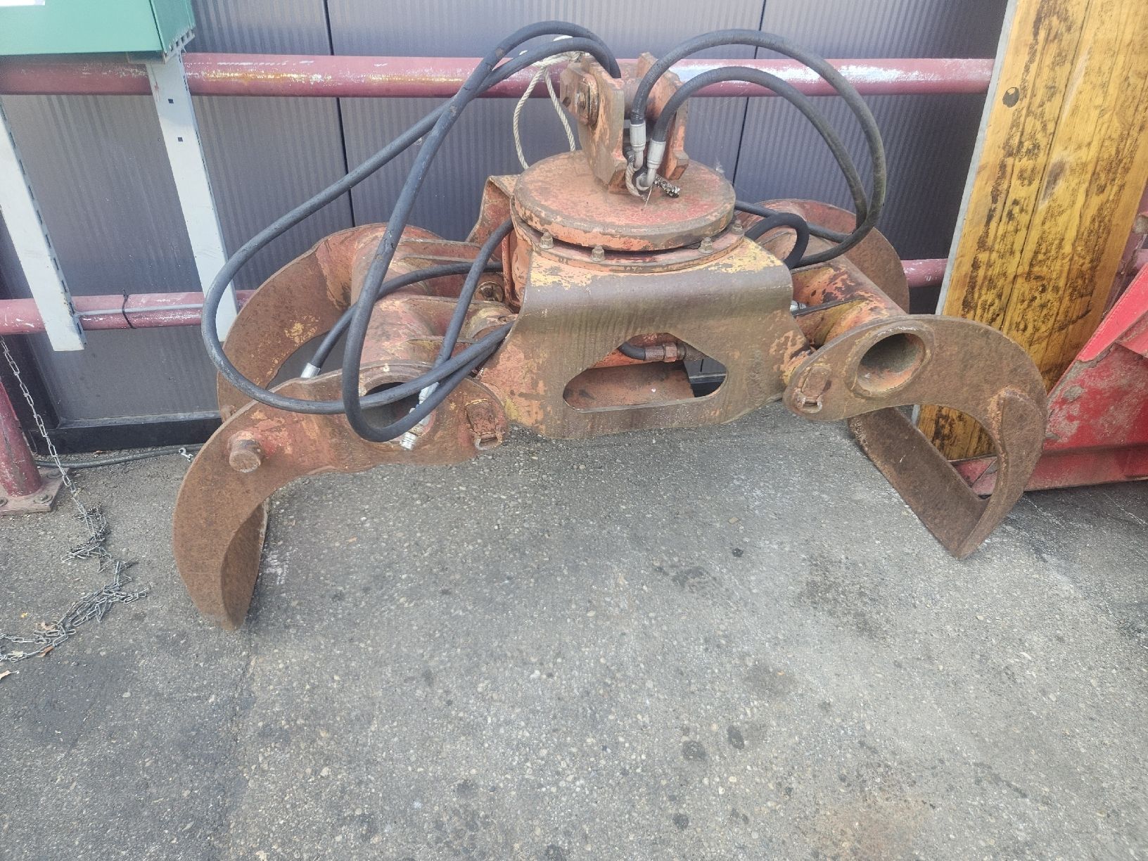 Palfinger Greifer: Holzgreifer Greifer Holzzange 1.70m – Gebraucht aus Bauma von Maese1980