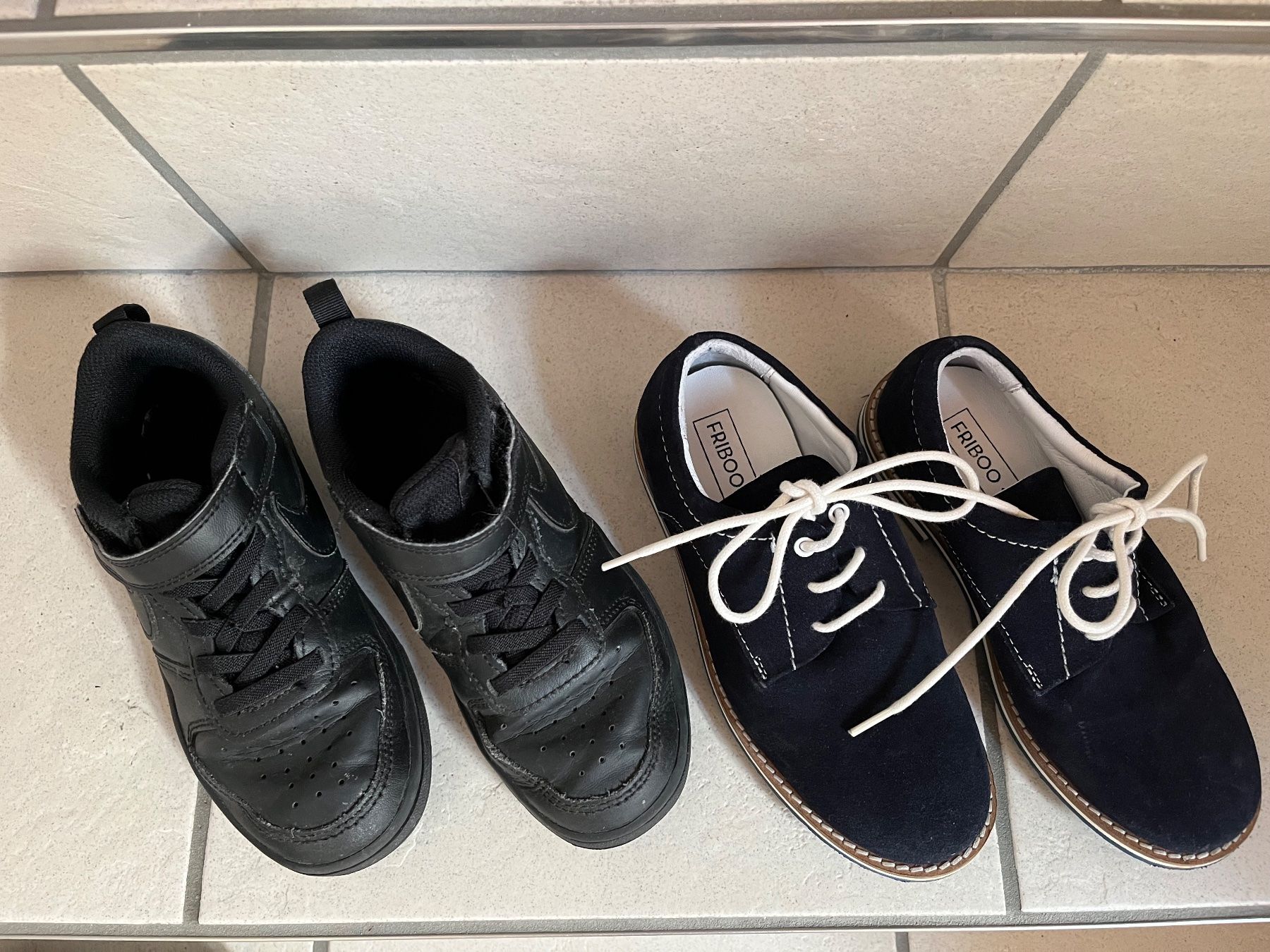 Scarpe per ragazzi: Halbschuhe Gr. 31 – Usato da Thörigen venduto da nic_kf6l 1