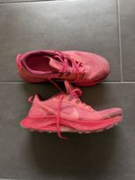 Pinke Nike Laufschuhe, Grösse 38.5