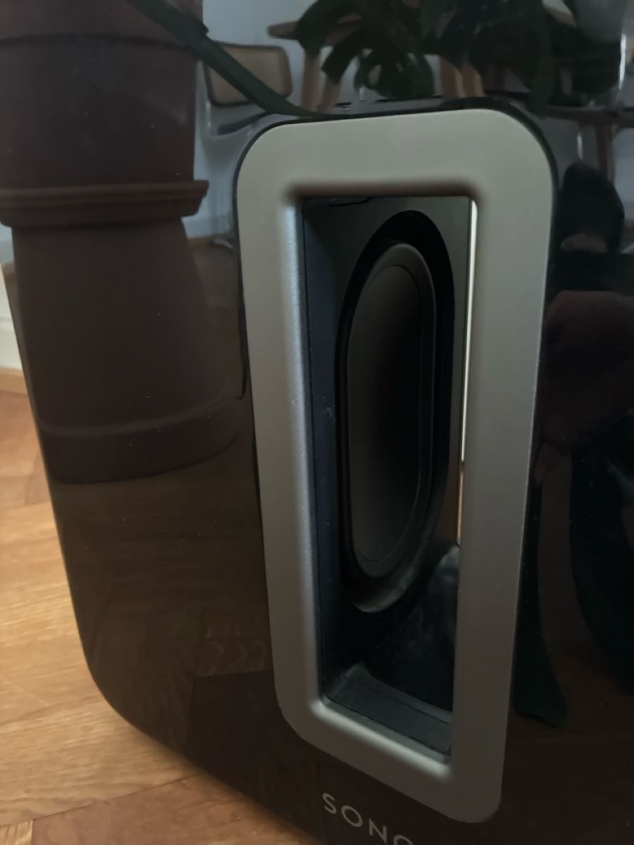 Sonos Home Cinema: Sonos Sub schwarz – Usato da basel venduto da Hllo