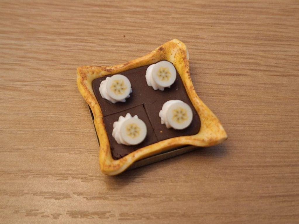 Case e mobili per bambole: Handmade Schoko Bananen Pie – Nuovo (secondo la descrizione) da Zürich venduto da HandmadeTinyFood 7