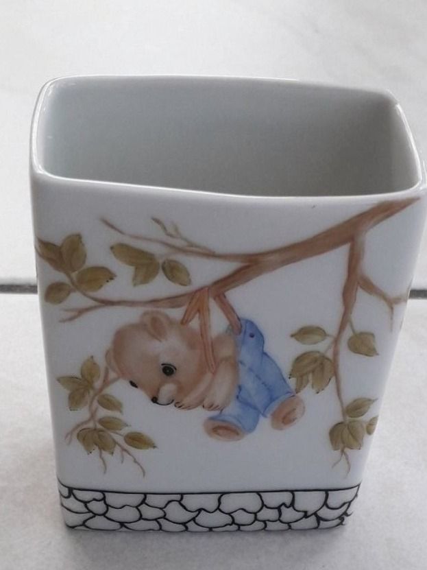 Lindner Vasen & Gefässe: Gerold Kueps Porzellan Vase – Neu und originalverpackt aus Winistorf von acreativ3