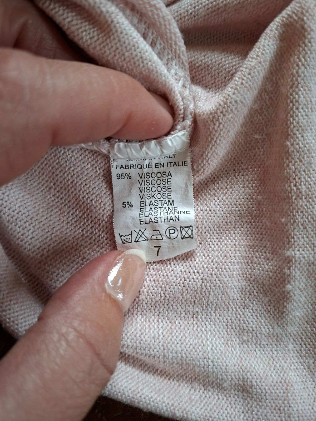 Maglioni & Felpe: Chicorée; rosa Pullover mit Schulterdetail Gr. S – Usato da Boniswil venduto da Totomat-Lady 4