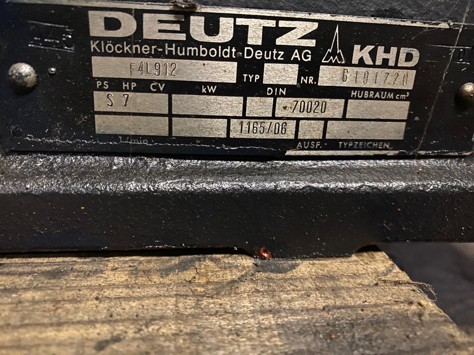 Deutz Motori: Deutz Motor F4L 912 – Difettoso da Arboldswil venduto da Jaromunimog 3