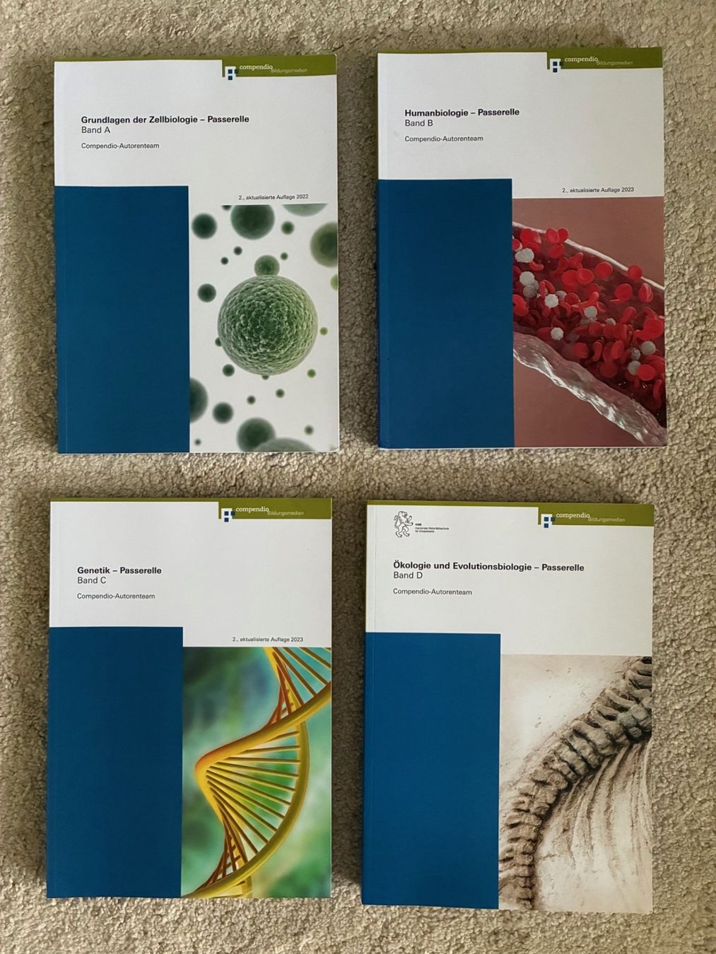 Bücher: Passerellen Biologie-Bücher – Gebraucht aus Trogen von Adii33