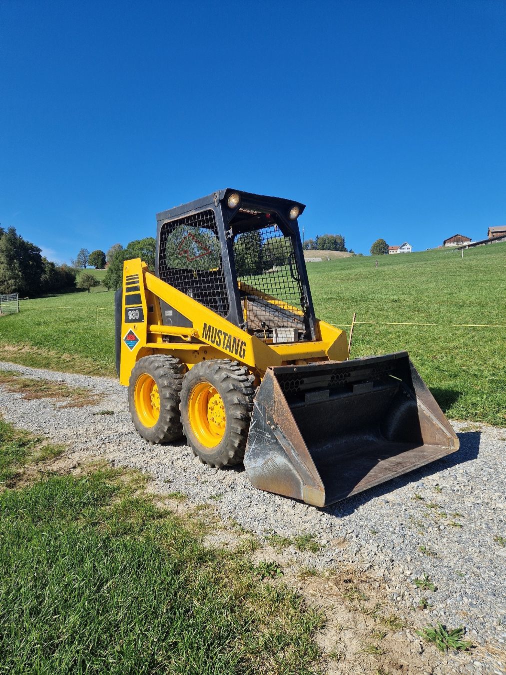Caricatori: Mustang 930 Kompaktlader – Usato da Appenzell venduto da gra_8vsx