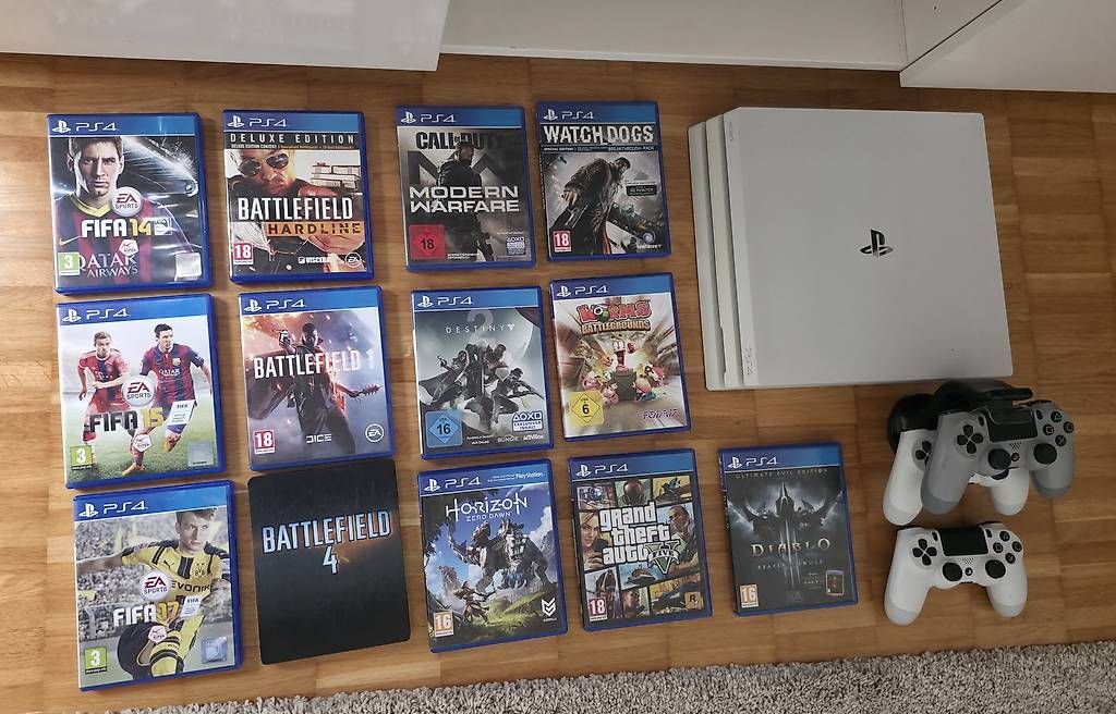 Sony Console: PS4 Pro 1TB White + 3 Controller & 13 Spiele – Usato da Stäfa venduto da Chris_W