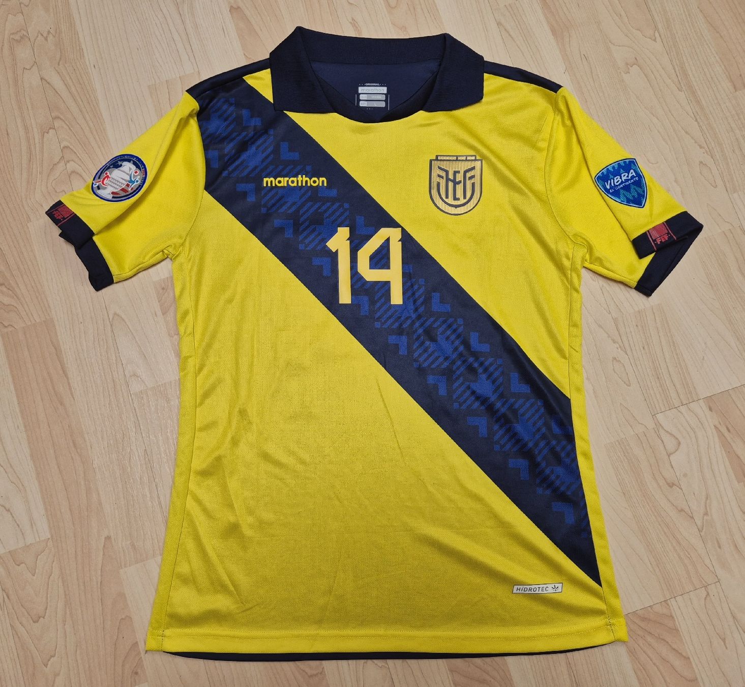 Canottiere & Pantaloni: Marathon 2024 Ecuador Trikot #14 Minda Grösse L  – Nuovo (secondo la descrizione) da St. Gallen venduto da CaliSunshine