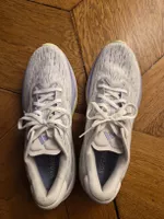 Adidas Supernova grau/weiss Grösse 42 neuwertig