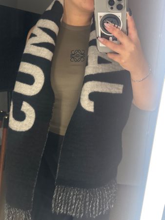Jacquemus Winterschal, selten getragen, Top Zustand!
