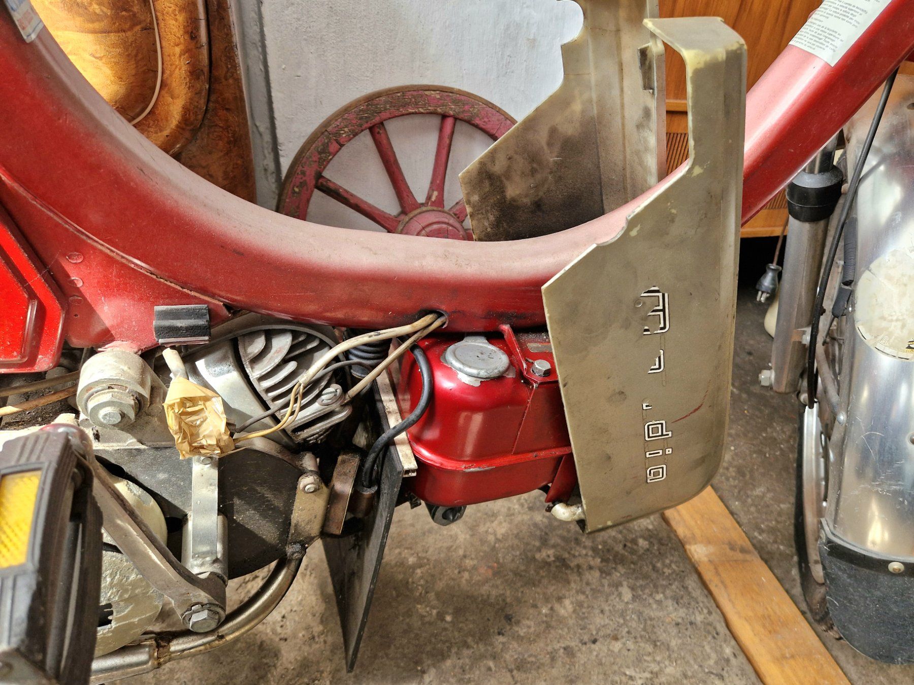 Mondia Ciclomotori: Motorino Mondia CM-CH-7552 – Usato da sementina venduto da patrol01 9
