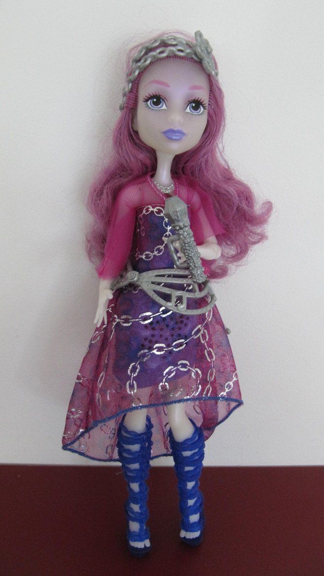 Bambole: Monster High gebraucht mit Mikrofon – Usato da Brunnen venduto da Kiwiland1
