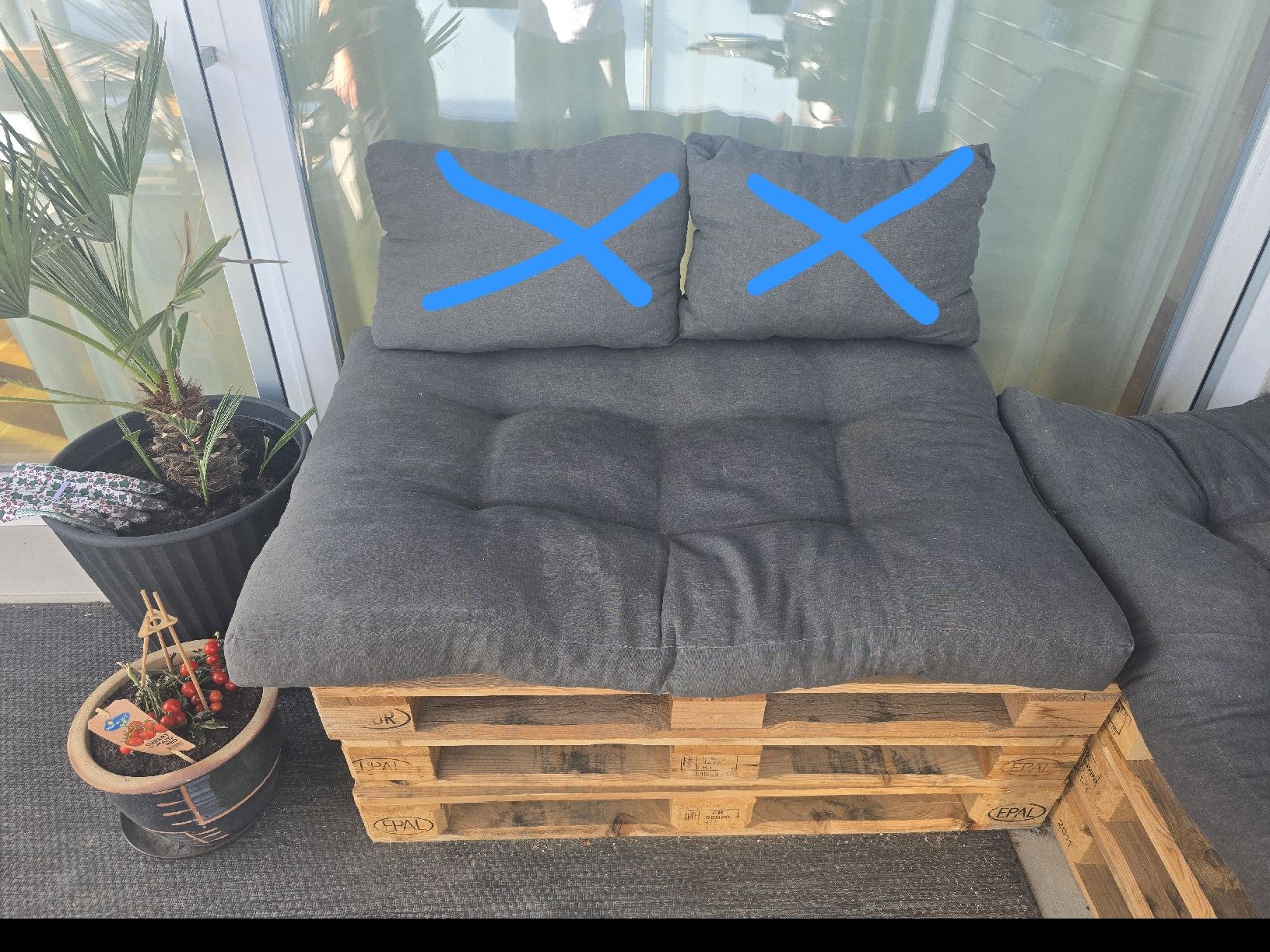 Pallets: Palletten Lounge/Sofa – Usato da Niederbipp venduto da Tiffany1771