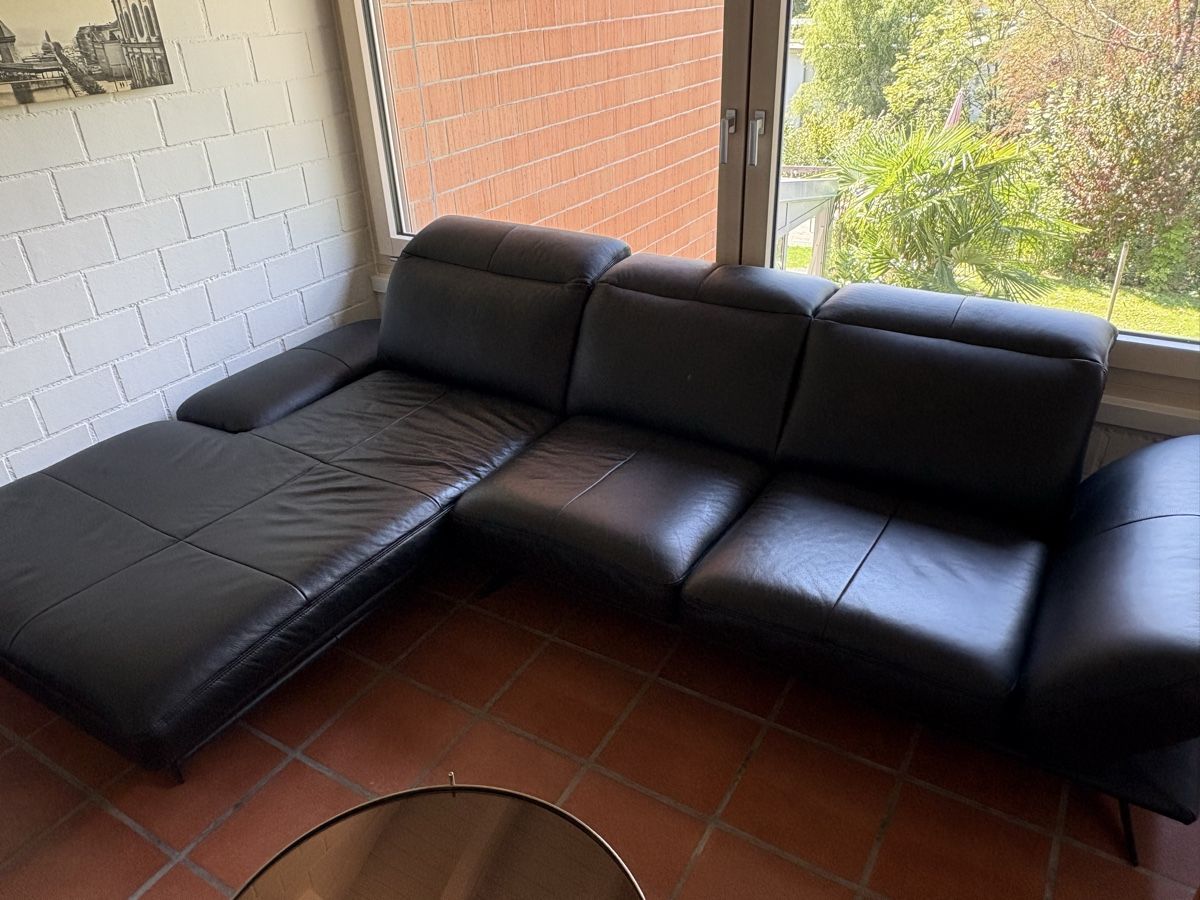 Divani: Ecksofa Leder schwarz gebrauchter Zustand – Usato da Rothenburg venduto da Ginestra