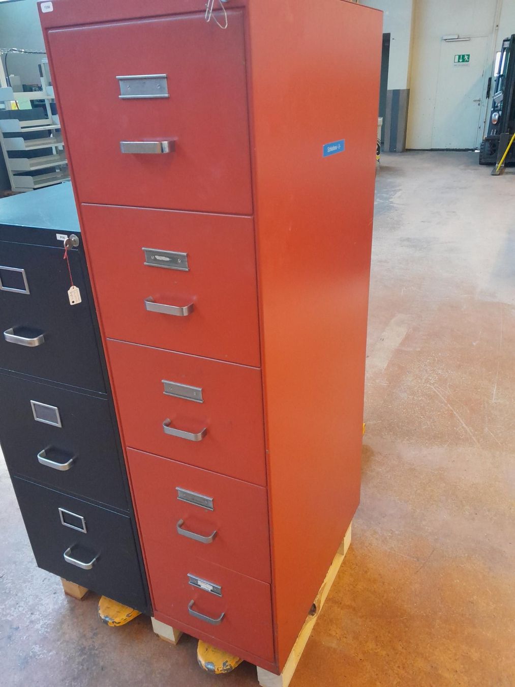 Armadi: Hängeregisterschrank – Usato da Rümlang venduto da BKCH