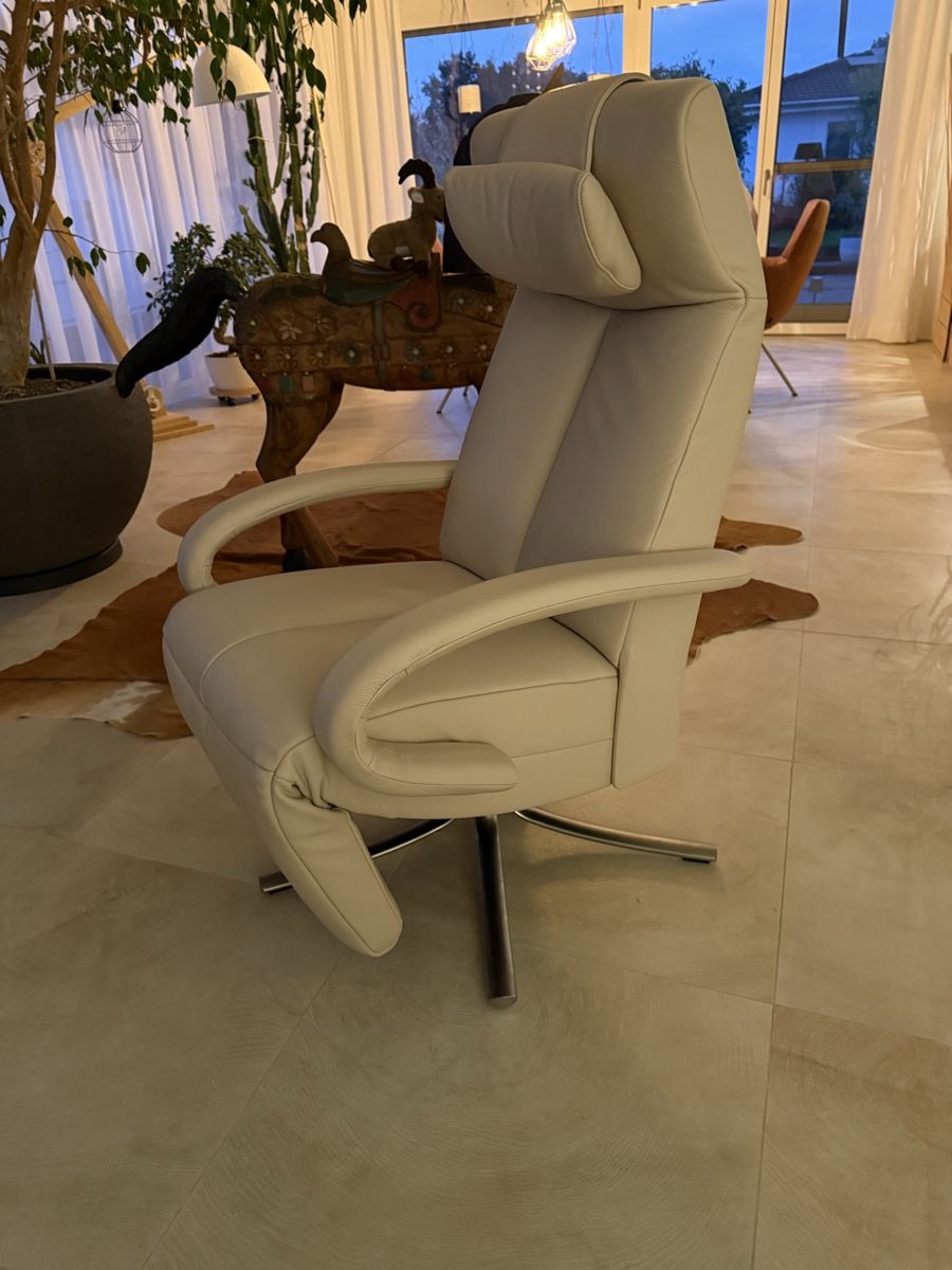 Poltrone: Ledersessel Relax – Usato da Romanshorn venduto da fiber01