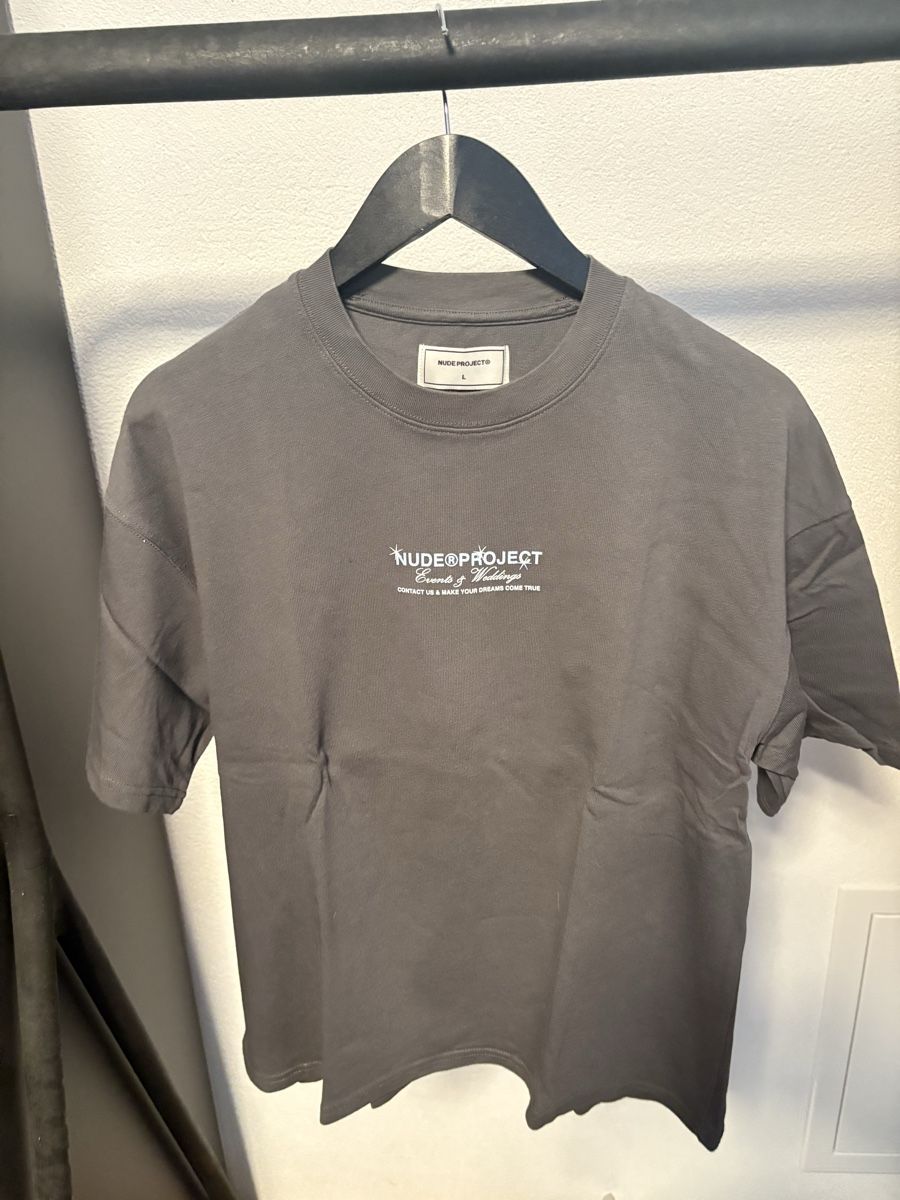 T-Shirts: Nude Project T-Shirt Grösse L – Neu (gemäss Beschreibung) aus Buttikon SZ von xVenom