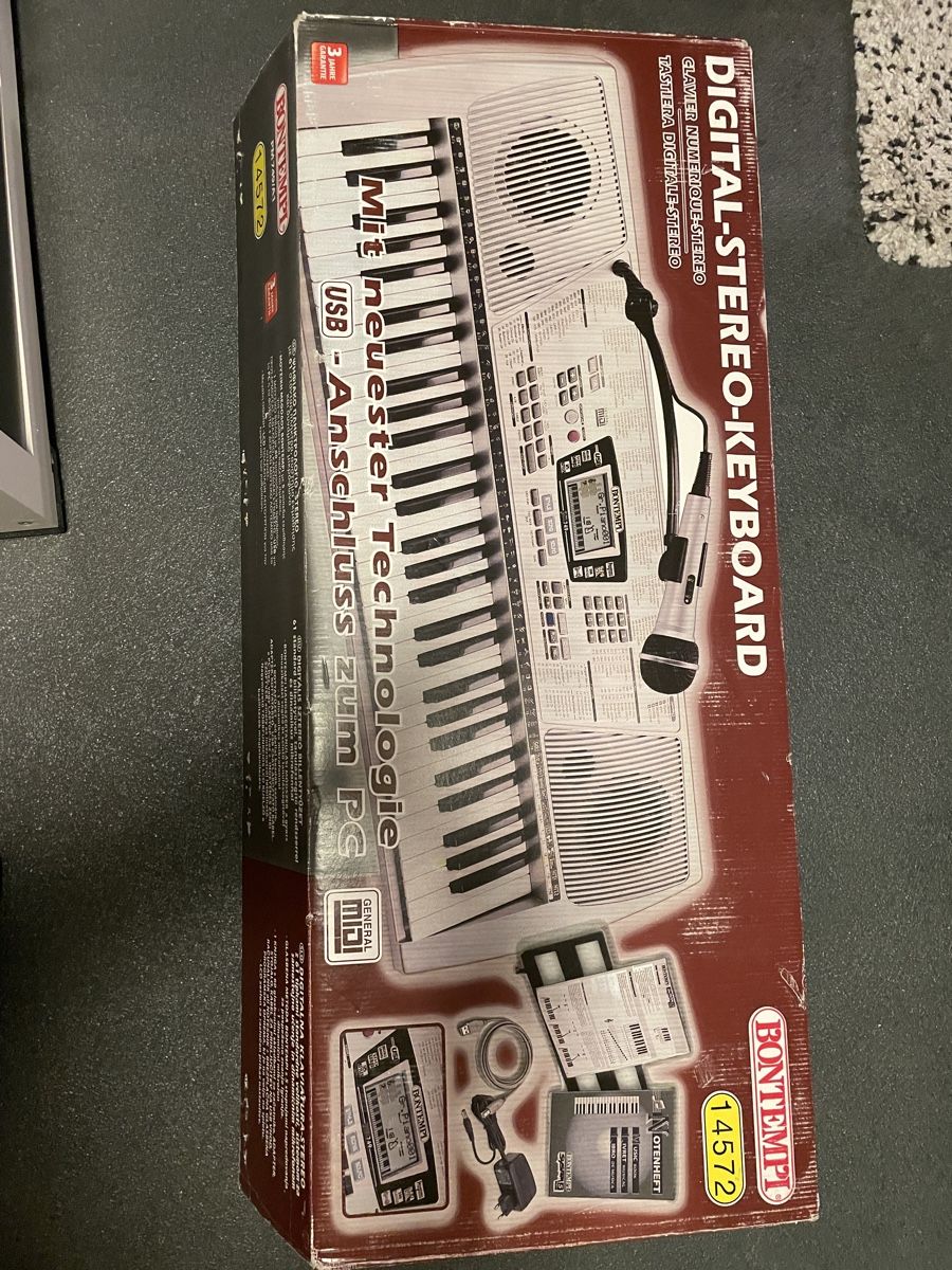 Strumenti musicali: Keyboard – Usato da Matten(St.Stephan) venduto da hjkl000 4