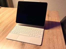 iPad Air 13 (M3) 256GB Apple Pencil Pro und Magic Keyboard