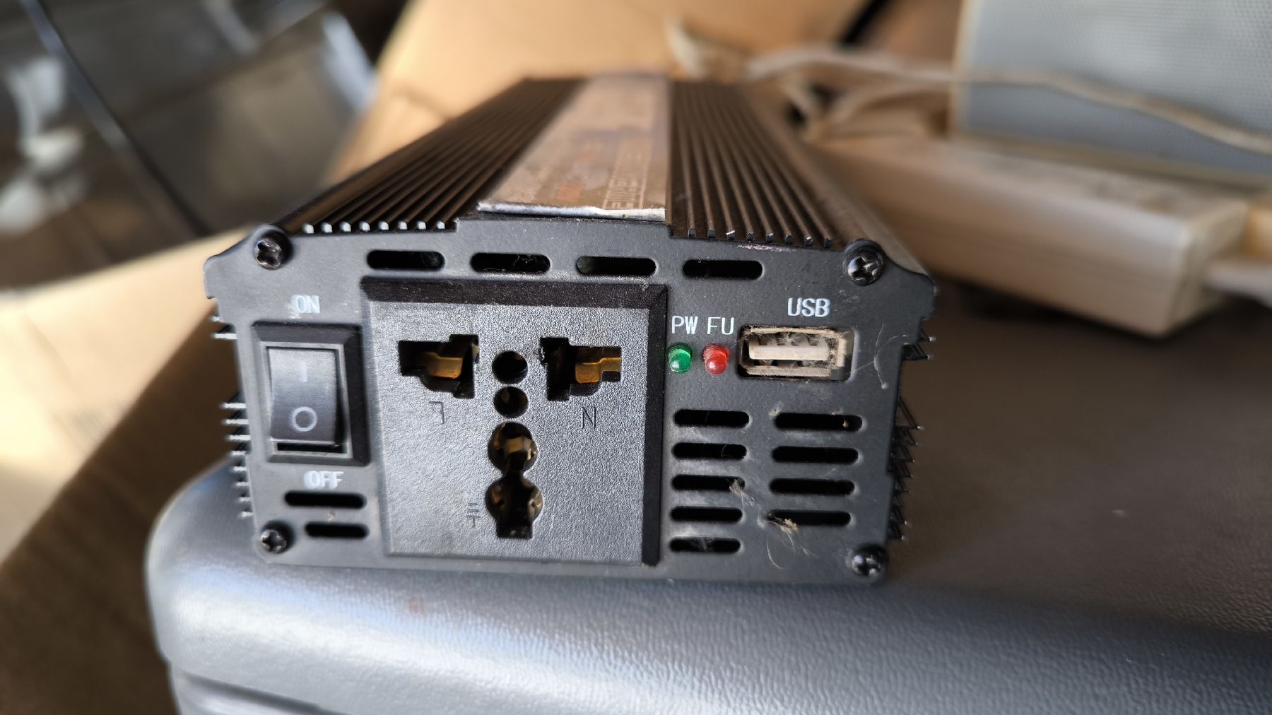 Inverter: Inverter 24-220V – Usato da Winterthur venduto da Azur57 1