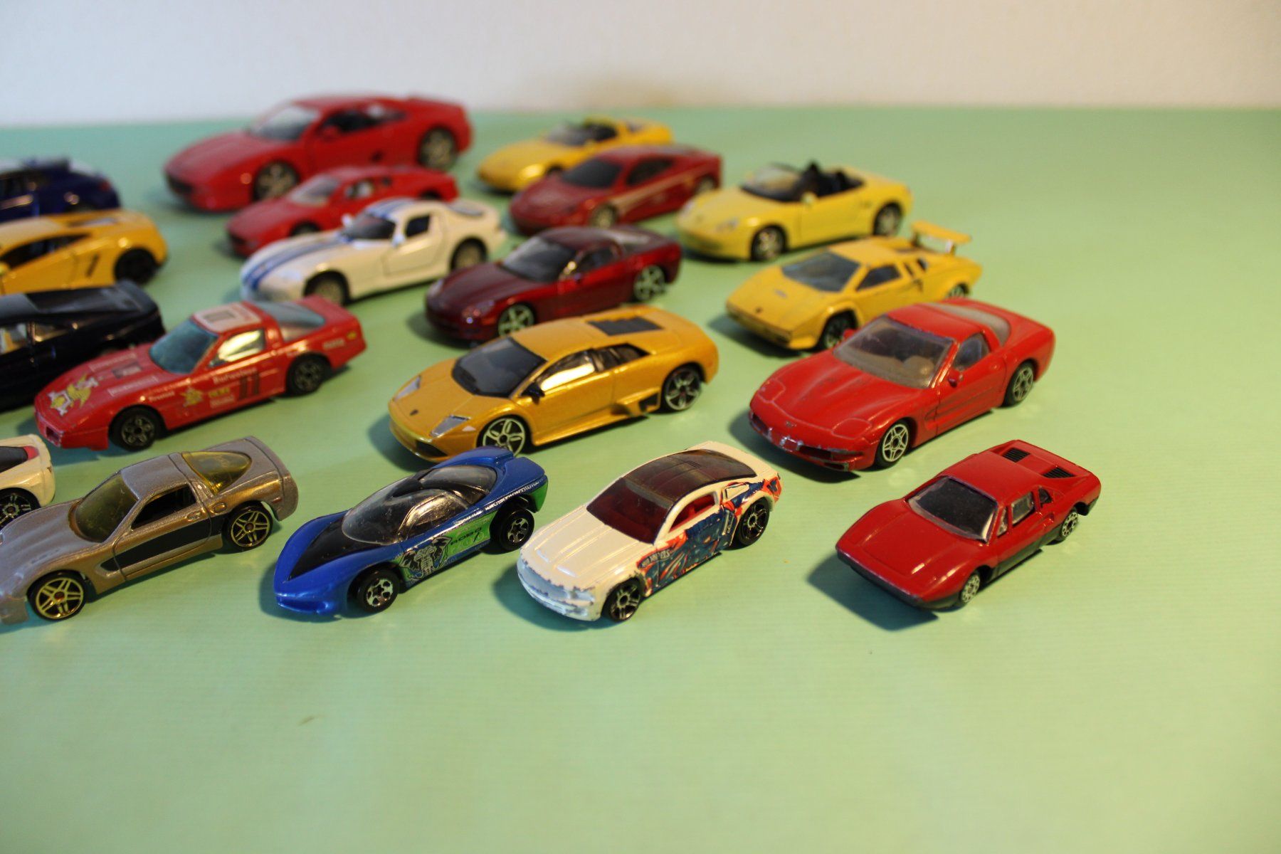 Giocattoli: Spielzeugautos: Sportwagen – Usato da Wilchingen venduto da 80x120 3