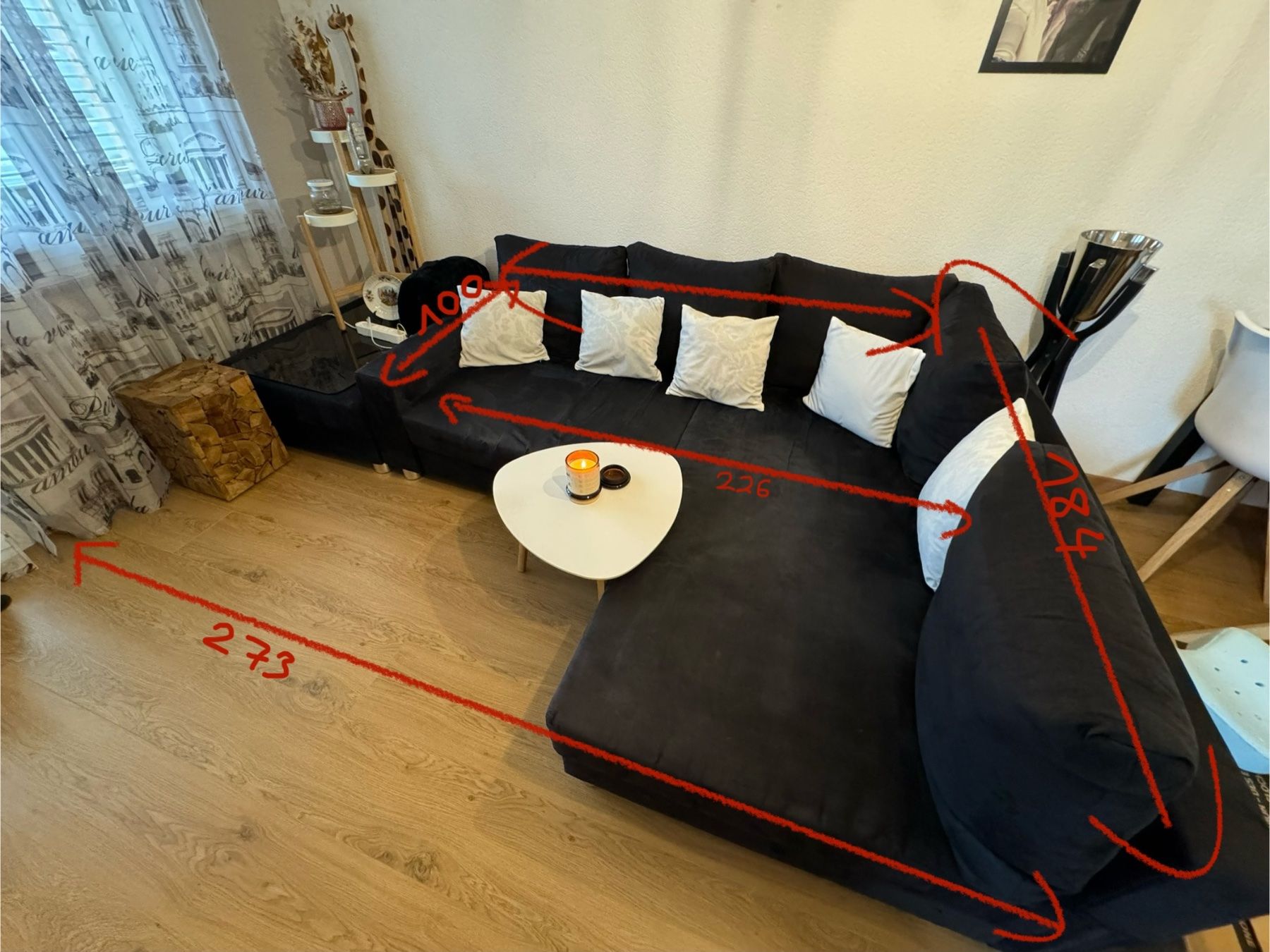 Sofas: Canapé d’angle en daim noir – Gebraucht aus Yverdon-les-Bains von Tiffany_92 1