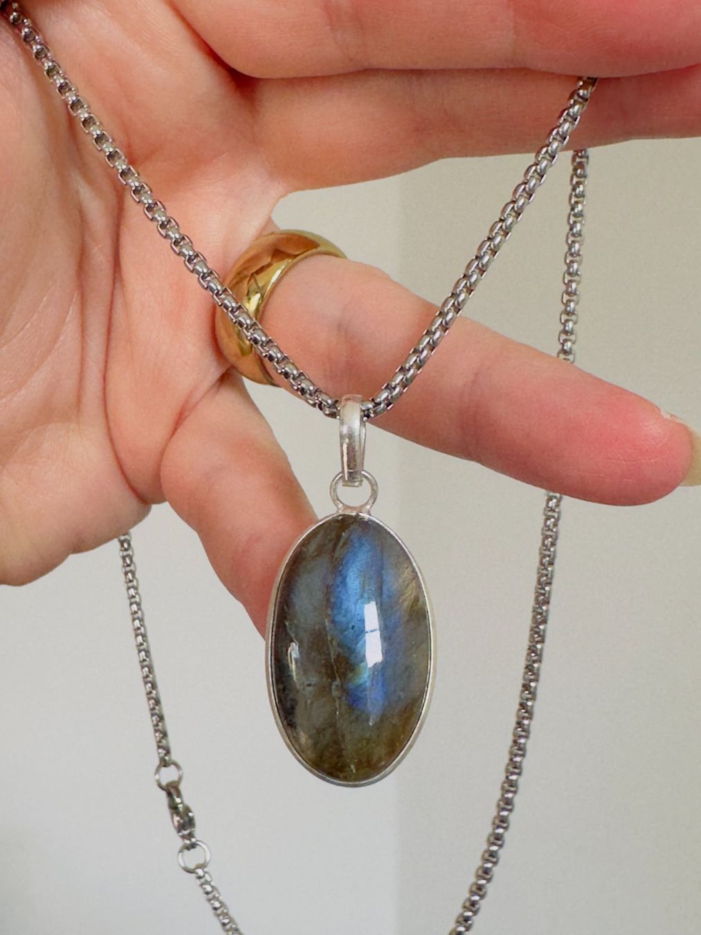 Catenine: Fashionable labradorite necklace – Nuovo e nell'imballaggio originale da Genève venduto da AGBERG 8