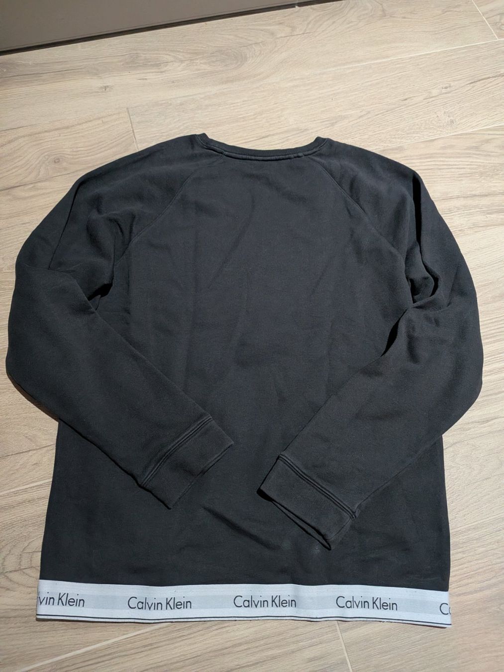Calvin Klein Maglioni & Felpe: Pull Calvin Klein noir taille L – Usato da Epalinges venduto da nsh_t58w 2