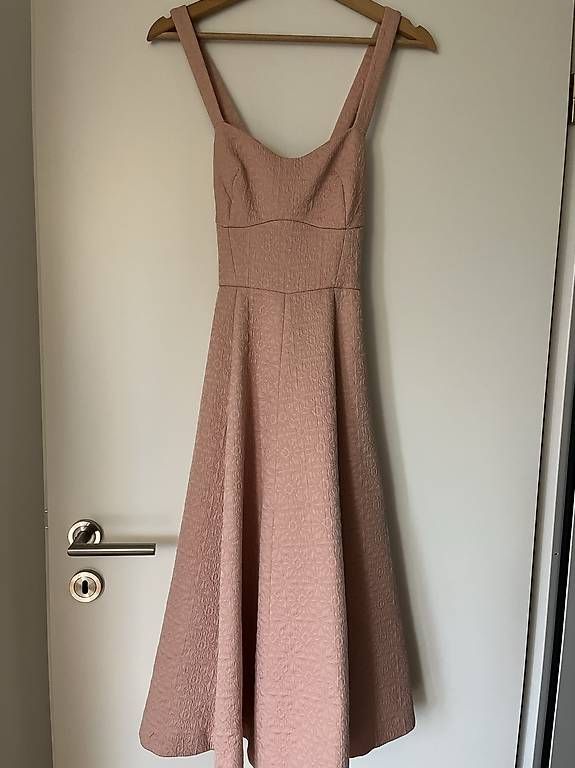 Vestiti: Rosa Kleid Grösse 34/36 – Usato da Dübendorf venduto da helenlisa