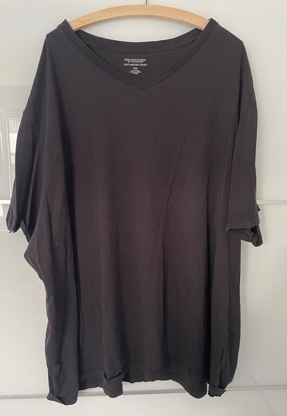 T-shirt: T-Shirt schwarz, Grösse 4XL – Usato da Gümligen venduto da soleil149