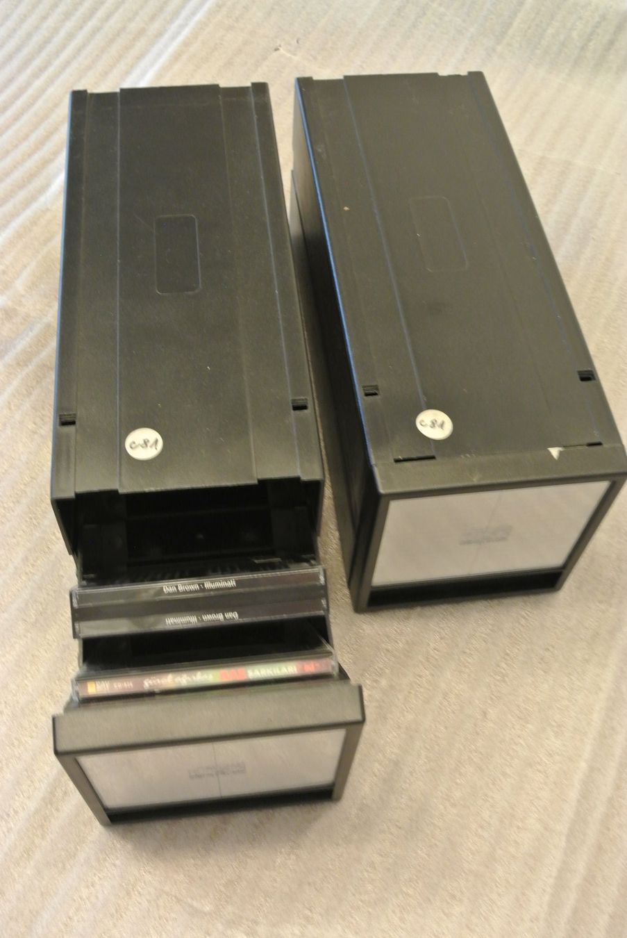 Musicassette: CD Kassettenboxen Schwarz 2 Stk. – Usato da Horgen venduto da Goros
