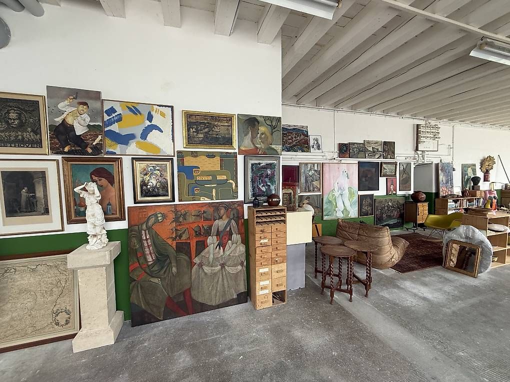 Tutte le decorazioni: Showroom  Tableaux, Curiosités & Décoration – Usato da Bière venduto da Artcollec