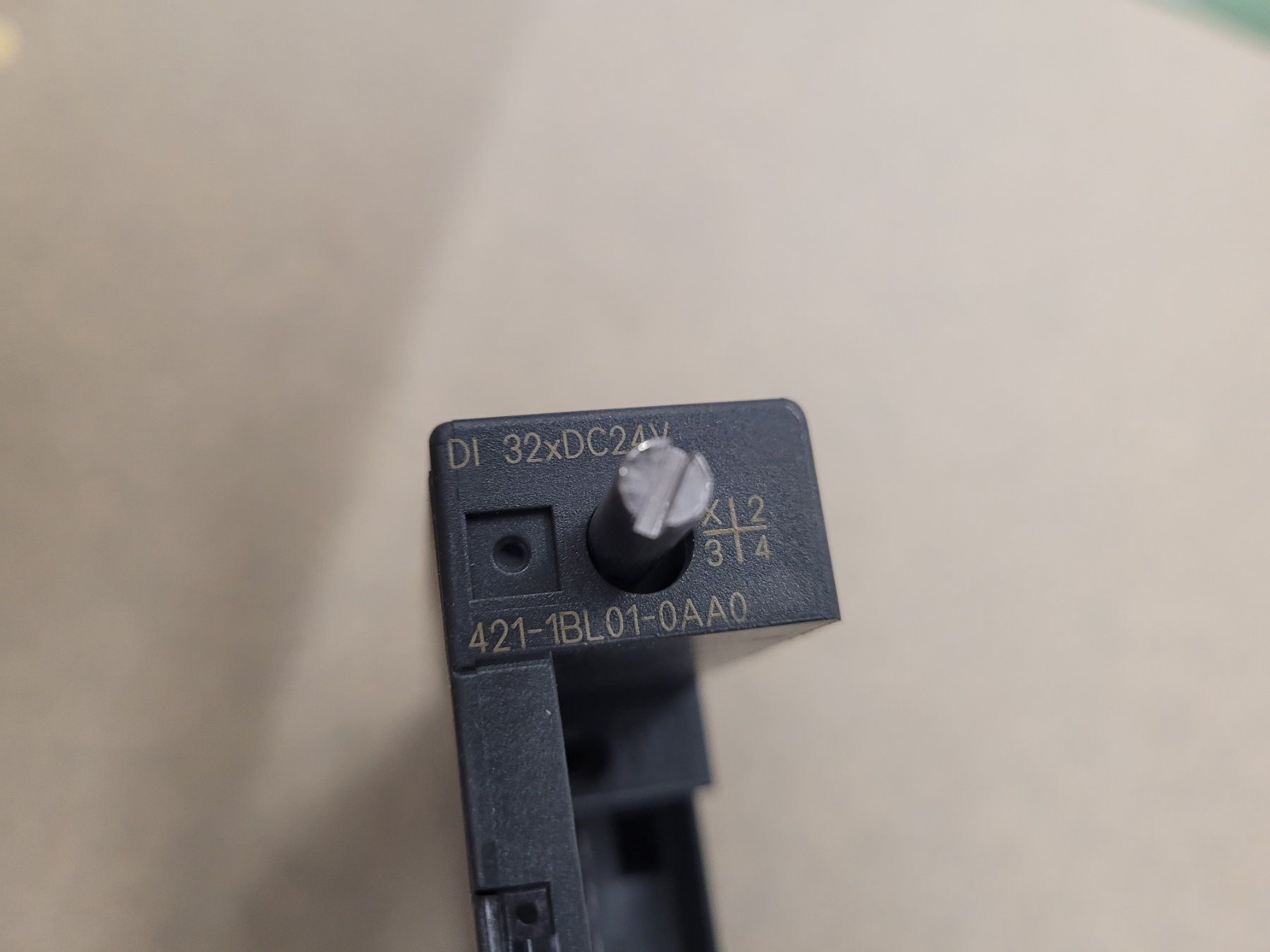 Siemens Componenti elettronici: Siemens Simatic S7 SM 421 - 6ES7 421-1BL01-0AA0 – Usato da Vitznau venduto da Vitznau84 5