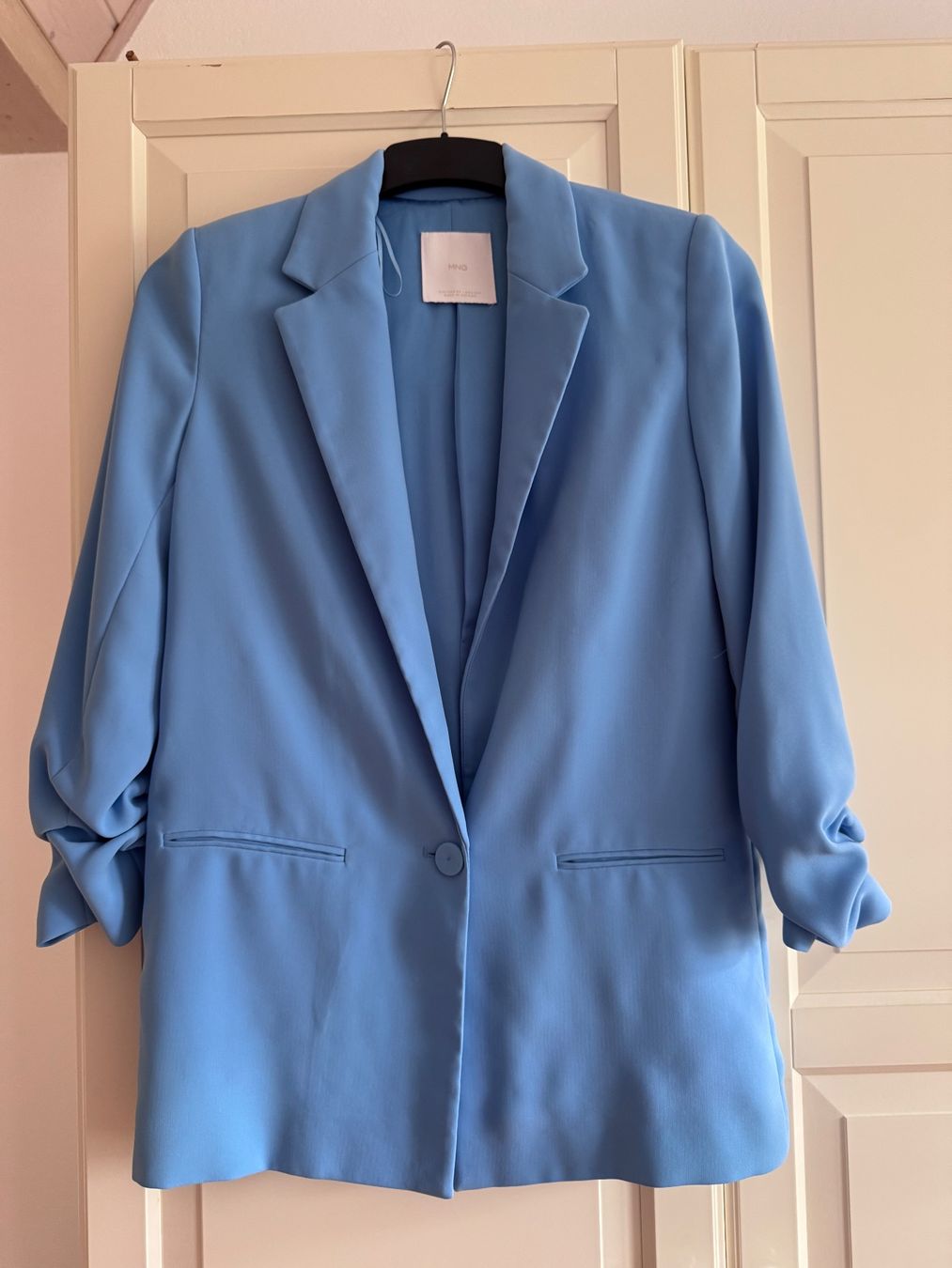 Mango Jacken: VESTE MANGO BLEU XS – Gebraucht aus Founex von eva_vf9c