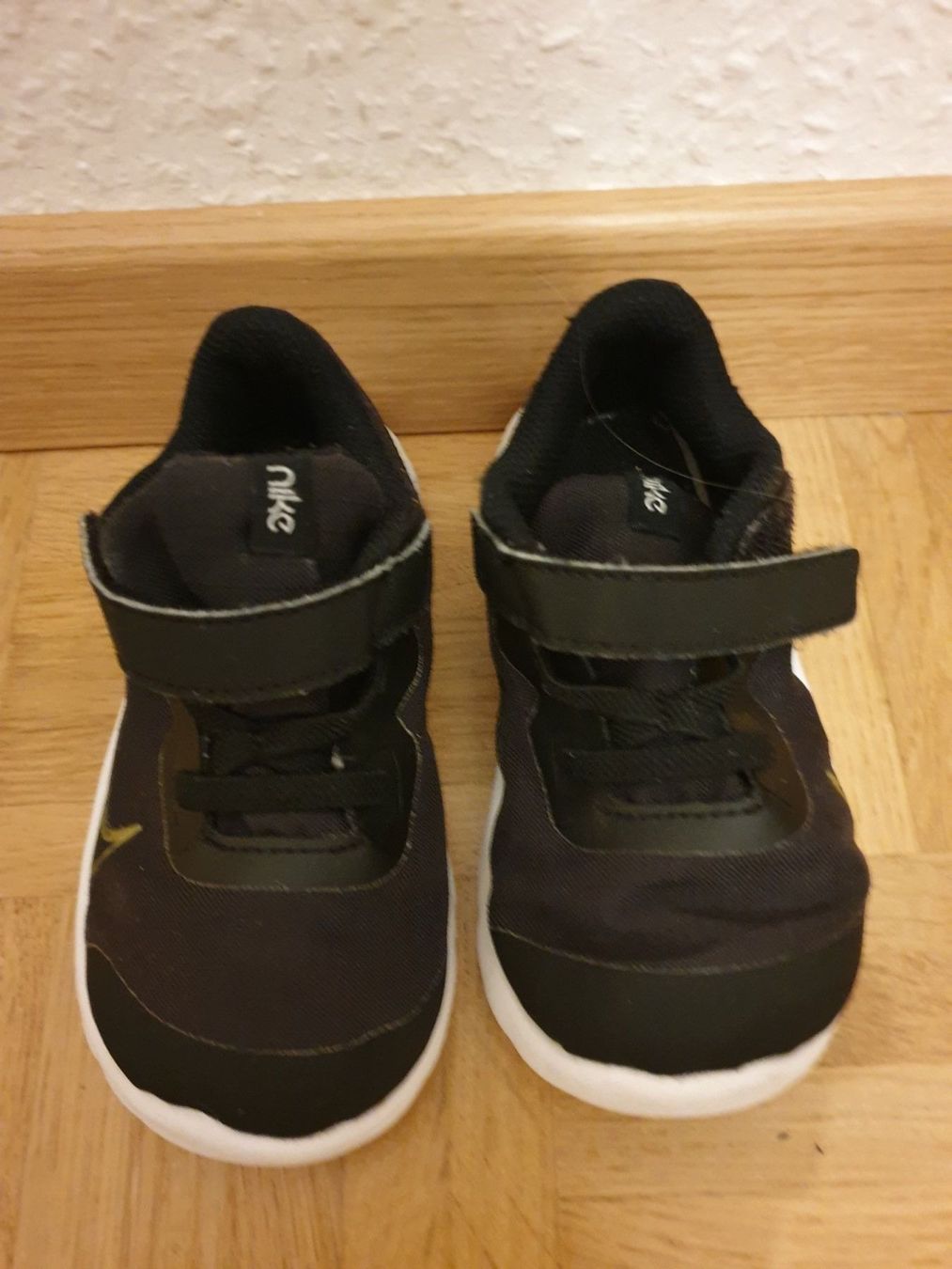 Nike Schuhe für Jungen: Nike bébé, taille 22,5, excellent état – Gebraucht aus Neuchâtel von Verenas12
