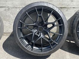 Aston Martin Kompletträder Felgen für Vantage DBX Rapide etc