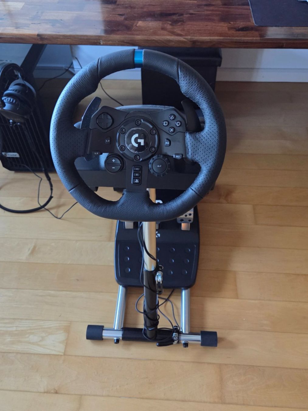 Logitech G923 für PC und PS5 mit Wheel Stand ProV2 Neuwertig (Gebraucht ...