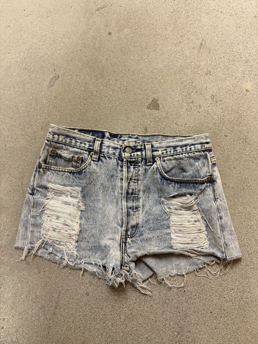 Levi's Jeans: vintage levis jeans shorts – Usato da zürich venduto da lau_9t77